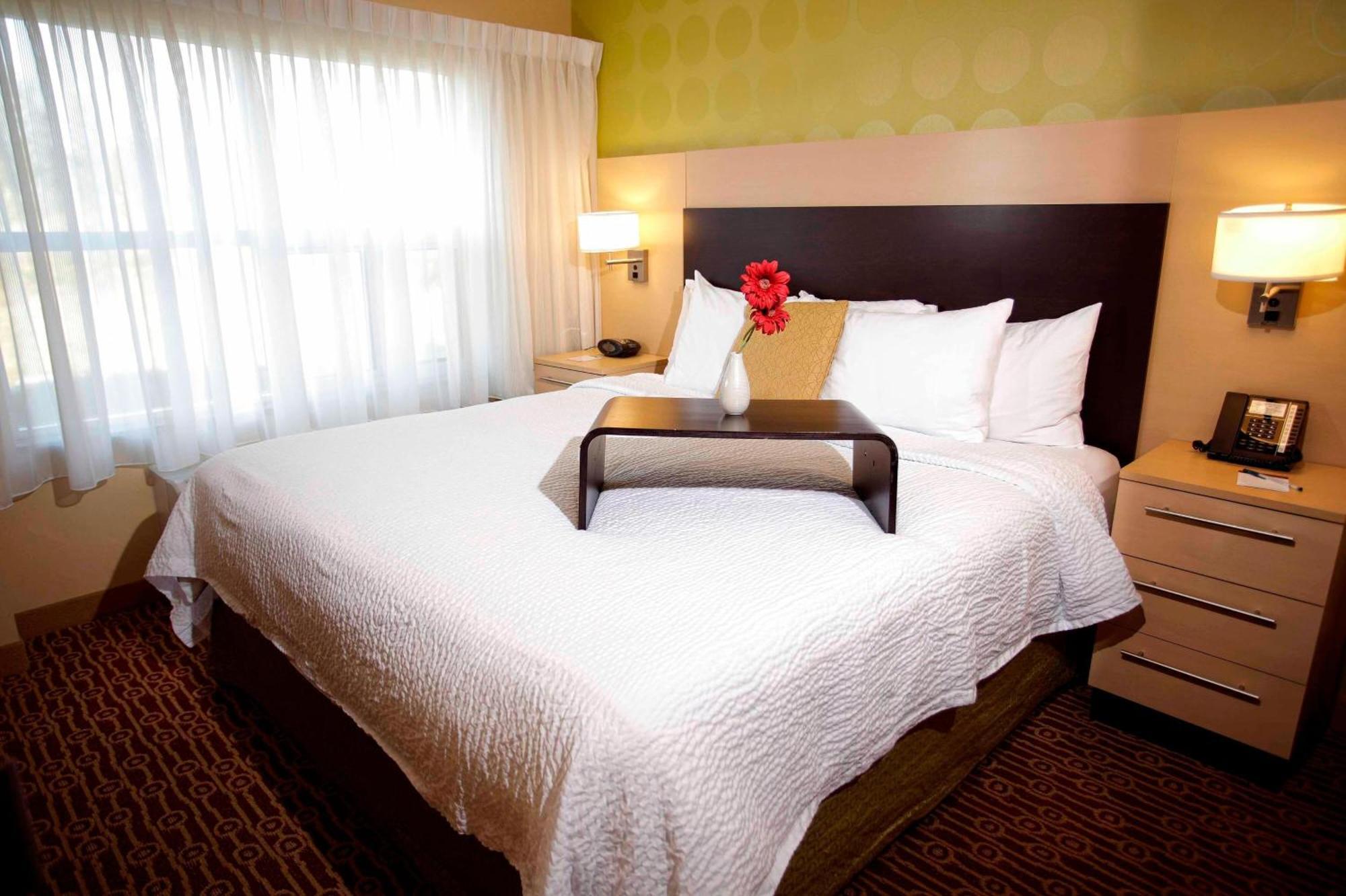 Towneplace Suites By Marriott Σάντμπερι Εξωτερικό φωτογραφία