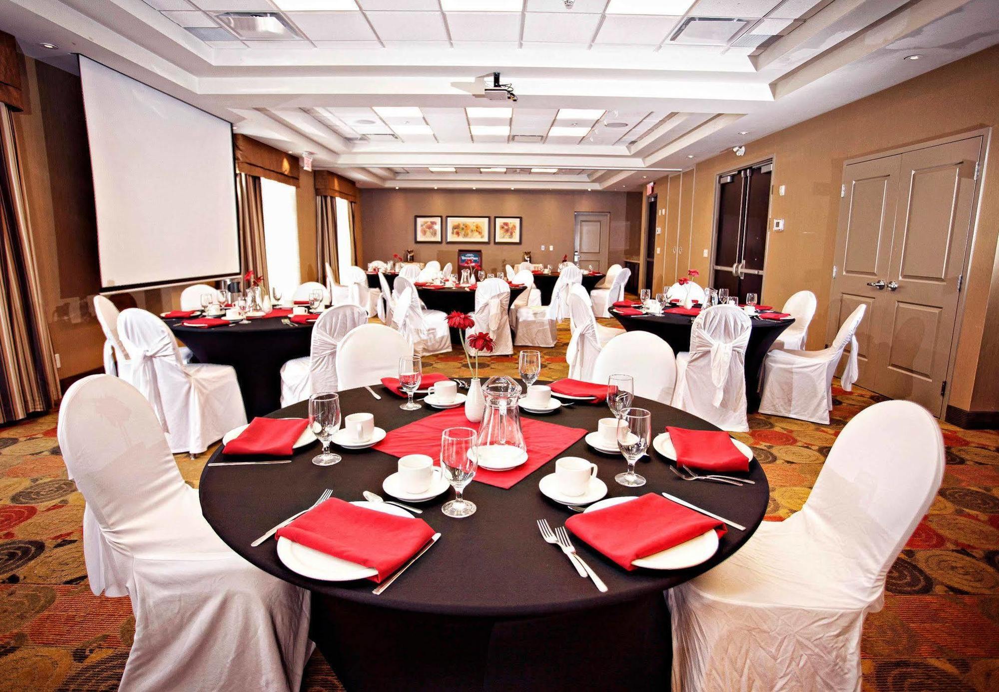 Towneplace Suites By Marriott Σάντμπερι Εξωτερικό φωτογραφία